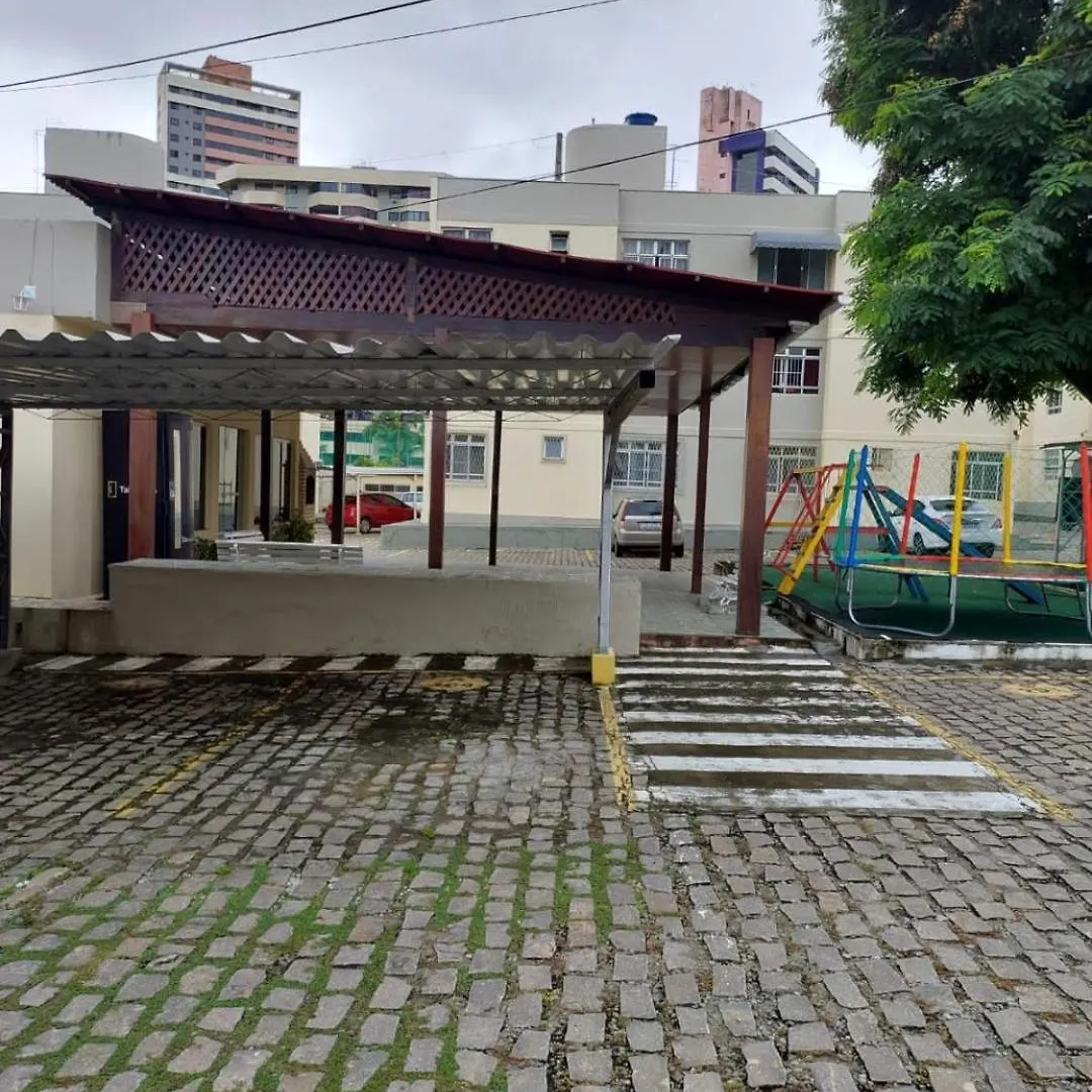 Appartement Apartamento Em Capim Macio Com 03 Quatros E Cinco Camas Perto Da Praia Brazilië